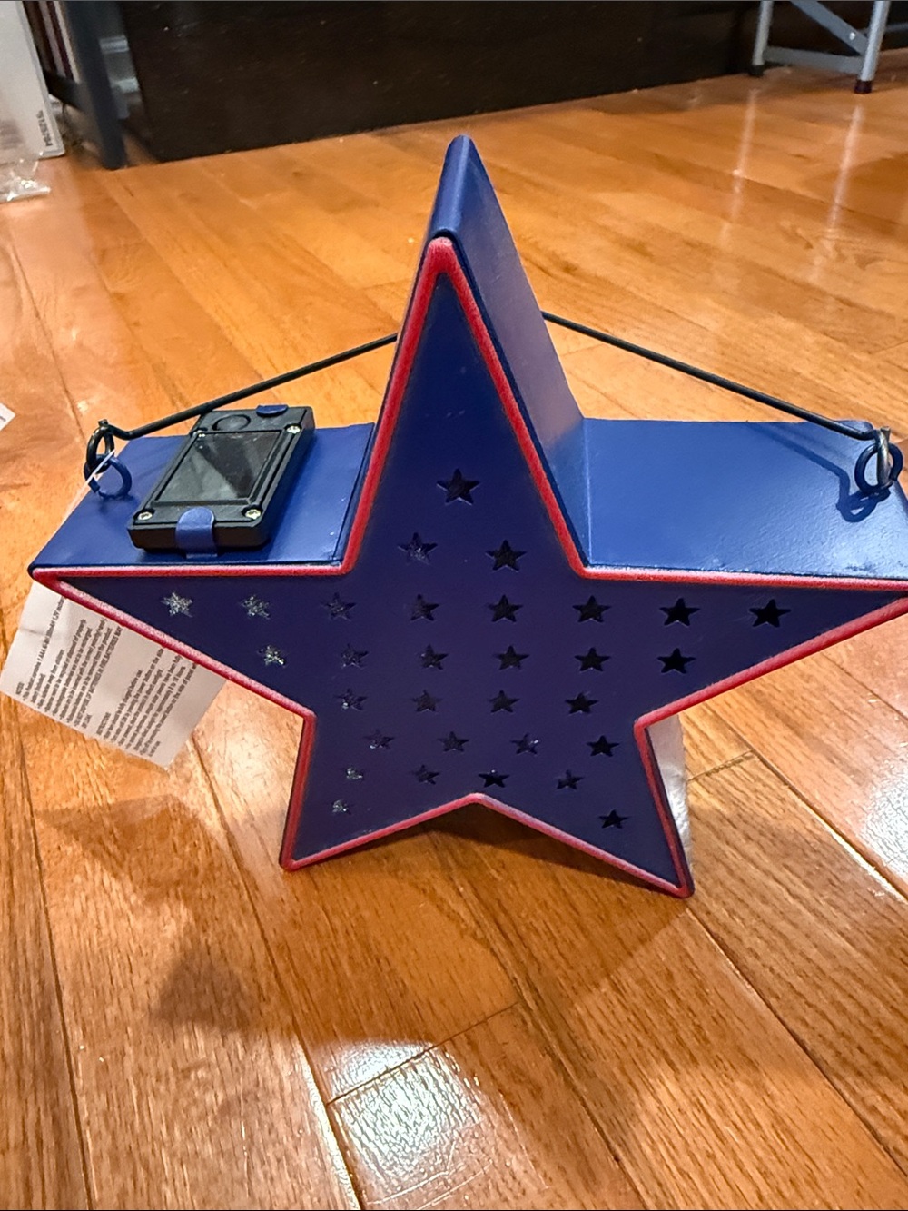 Celebrate 250th of Freedom!!!
7.5” Solar LED Patriotic Hanging lantern. - Picture 2 of 5